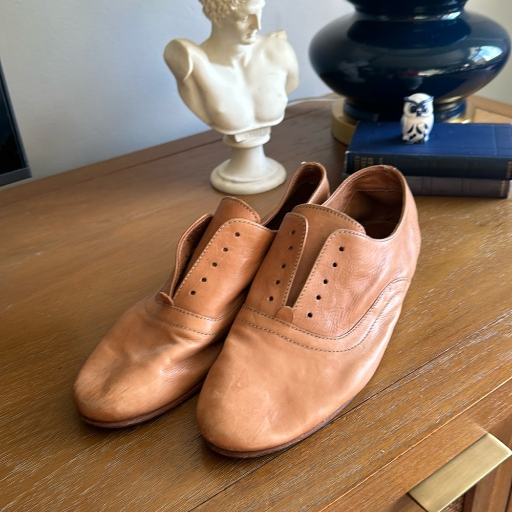 Boemos tan shoes oxfords size 39 worn few times